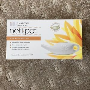 Himalayan Chandra Neti pot new unopened
